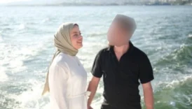 Evli Türbanlı 2