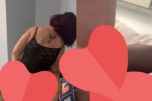 Kızıl Saçlı Zengin Milf