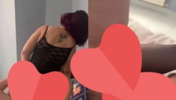Kızıl Saçlı Zengin Milf