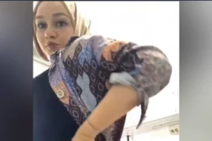 Türbanlı Tango Yayıncısı Ayça