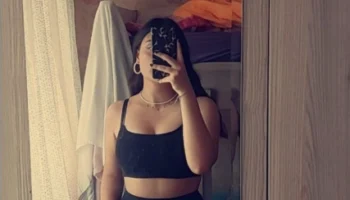 Üniversiteli Esmer Irmak