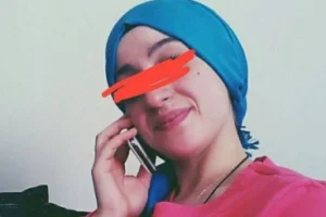 Çarşaflı Kızın Arşivi