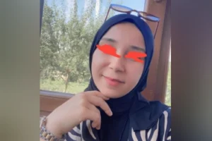Güzel Türbanlı
