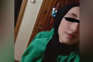 Türbanlı Güzel
