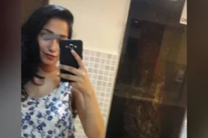 Üniversiteli Aybüke