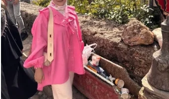 Balıketli Gezgin Türbanlı
