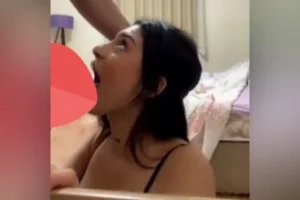 Beyler eleman 2 kızla beraber yayın açmış