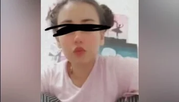 Genç kızın videoları