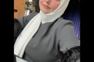 Türbanlı Balıketli Güzel Yüzlü Hatun