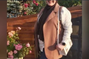 Türbanlı Hemşire Beyaz Tenli Semra