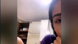 2 Yetmez 3 Olsun Sırayla Gösterip Kukularına Şampanya Patlattıran Üniversiteli Kızların 15 DK Premium Show Yayını