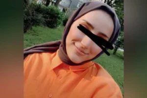Türbanlı Büşra