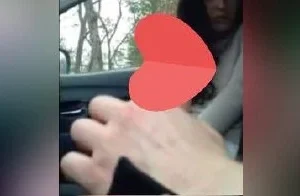 Arabada nişanlısına çok sağlam sakso çekiyor Emel
