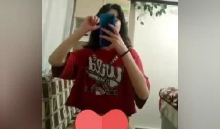 Genç kız neler neler yapıyor bol video