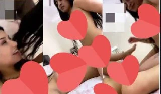 Kendi gibisini bulmuş amcığının üstüne binen Sude