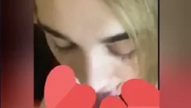 Sarışın milf anne siki gırtlaklıyor