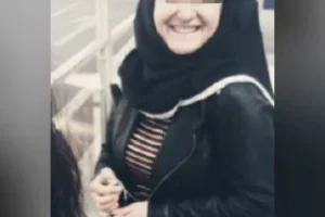 Türbanlı Elif