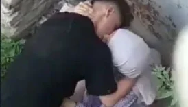 Türbanlı Hatun Sokakta Sakso Çekip Oynaşıyor
