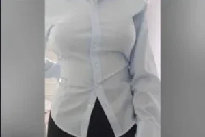 Türbanlı kız sevgilisi için soyunuyor efsane