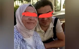 Türbanlı olgun ve kocası