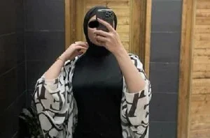 Türbanlı Selinay