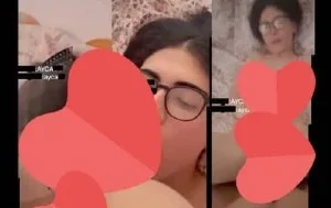 30’luk 20’lik fark etmeden erkek kankalarına siktiren Ayla
