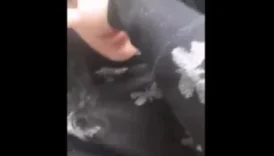Arabaya Attığı Çıtıra Acımıyor
