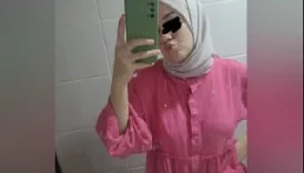 Azgın türbanlı kızın arşivi