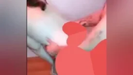 Büyük sikiyle kadını parçalıyor