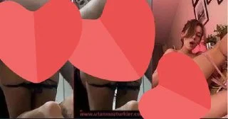Doggy’de kırmış beli vermiş amcığı rahatça, eleman dayanamayıp içine boşalıyor ve yarrağı çıkarırken, ”ya peçeteğğğğ”’ diye kız sesleniyor