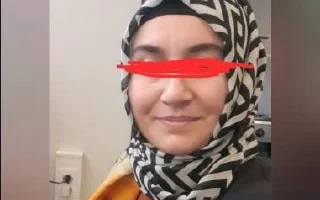 Güzel türbanlı Selma
