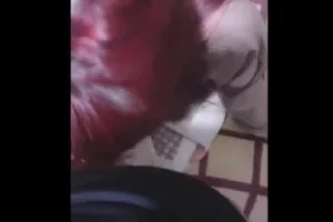 Kızıl Saçlı Genç Sevgilisine S*kso Çektirip S*kiyor