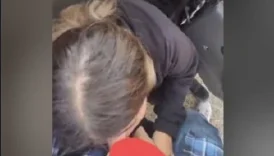 Ormanlık alanda çıtır kız Arkadaşı Büşraya sakso çektiriyor