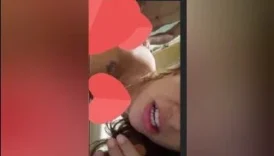 Otele vuruşmaya gitmiş Türk kızı