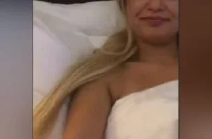 Sarışın seksi hatun otel odasında vurduruyor
