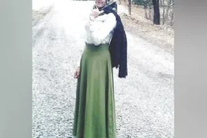 Türbanlı Emine
