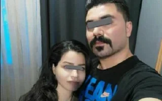 Türbanlı kadın ve kocası
