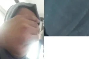 Türbanlı Kadına S*kso Çektirirken "başka Erkeklerininki De Istiyor Musun " Diye Soruyor