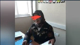 Türbanlı öğretmen