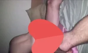 Üniversiteli Türk kızını zevkten çatlayana kadar inletiyor