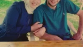 Dışardan Baksan Normal Bir Çift Zannedersin