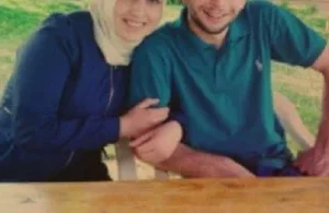 Dışardan Baksan Normal Bir Çift Zannedersin