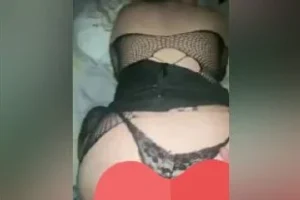 Olgun kadını çok fena sikiyor