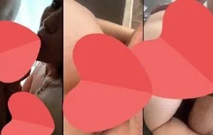 Önce siki yalıyor, sonra götten sik kafasını sokturuyor