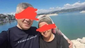 Orta yaşlı çiftin albümü