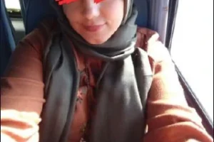 Türbanlı kadının özel resimleri